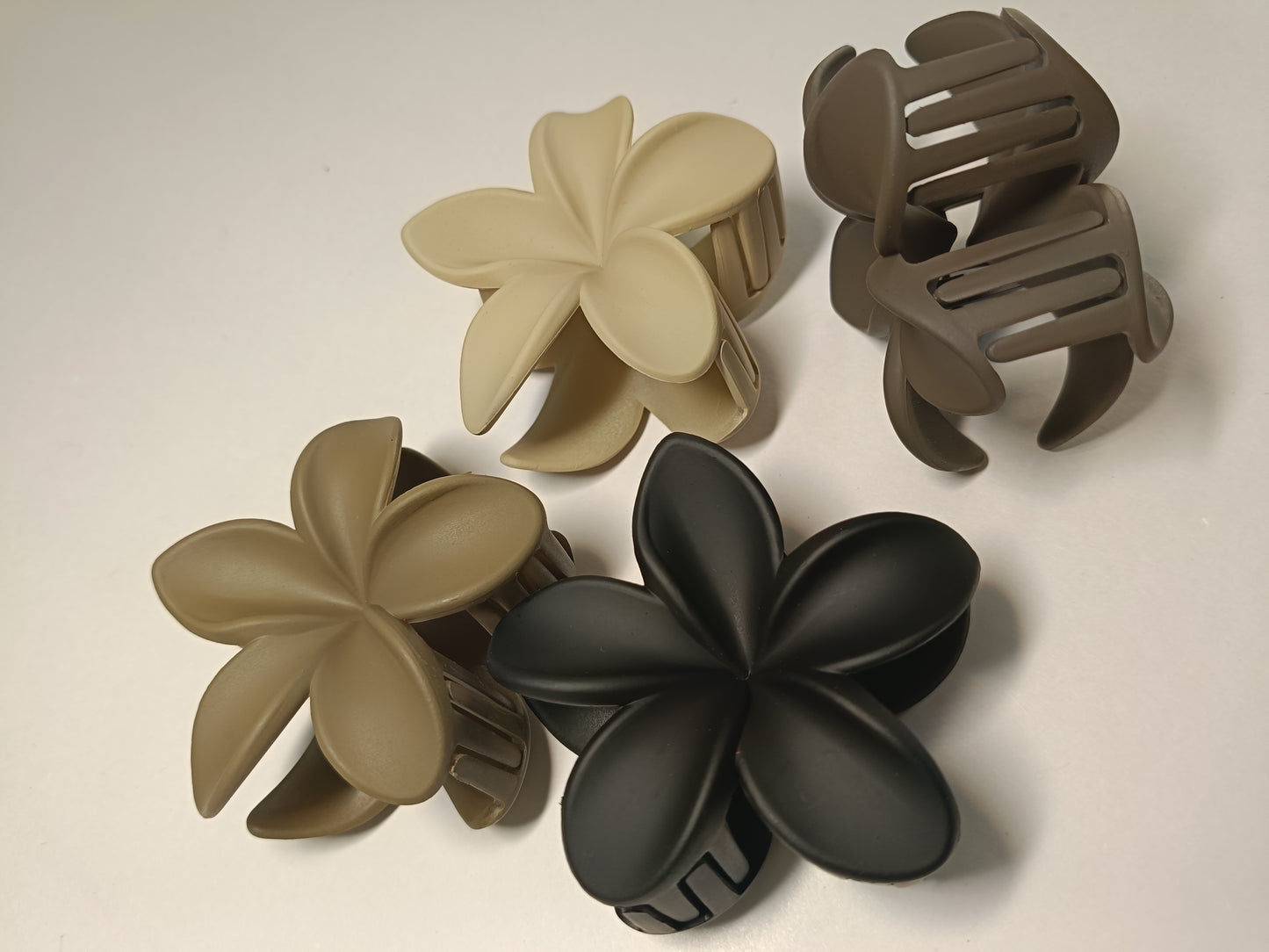 Flower Matt Claw Large