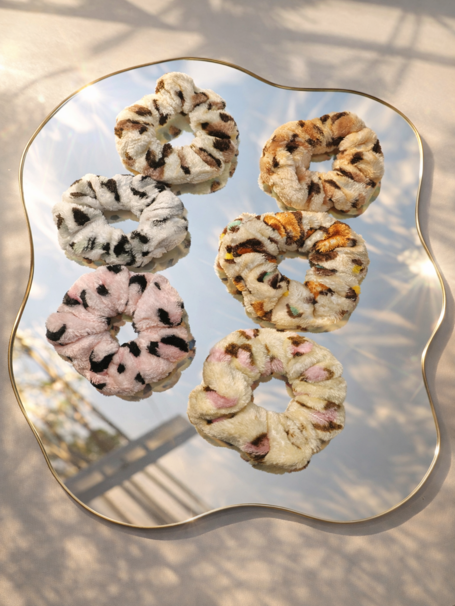 Fur dotted Scrunchie