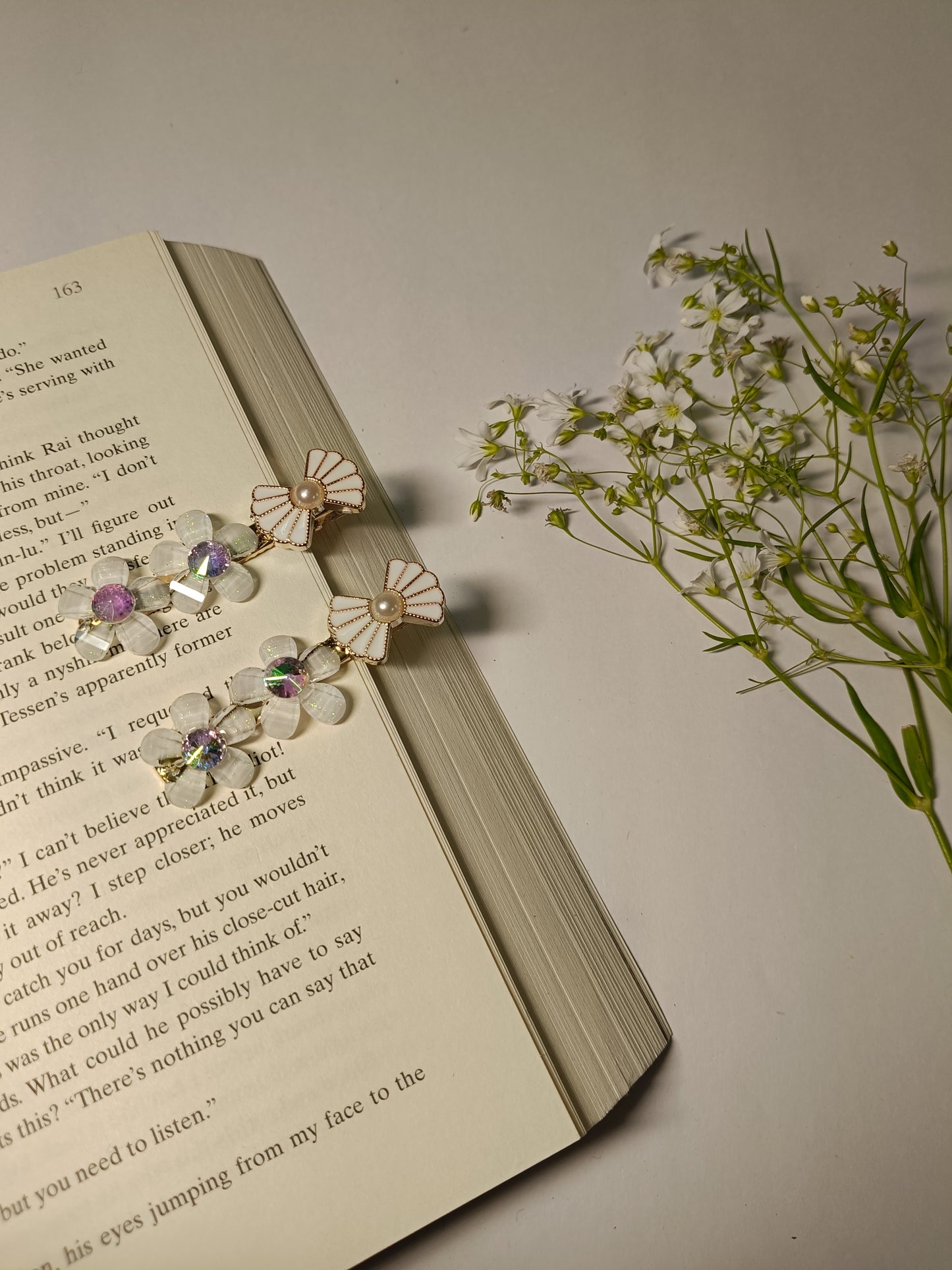 Pearl & Floral Hair Clip