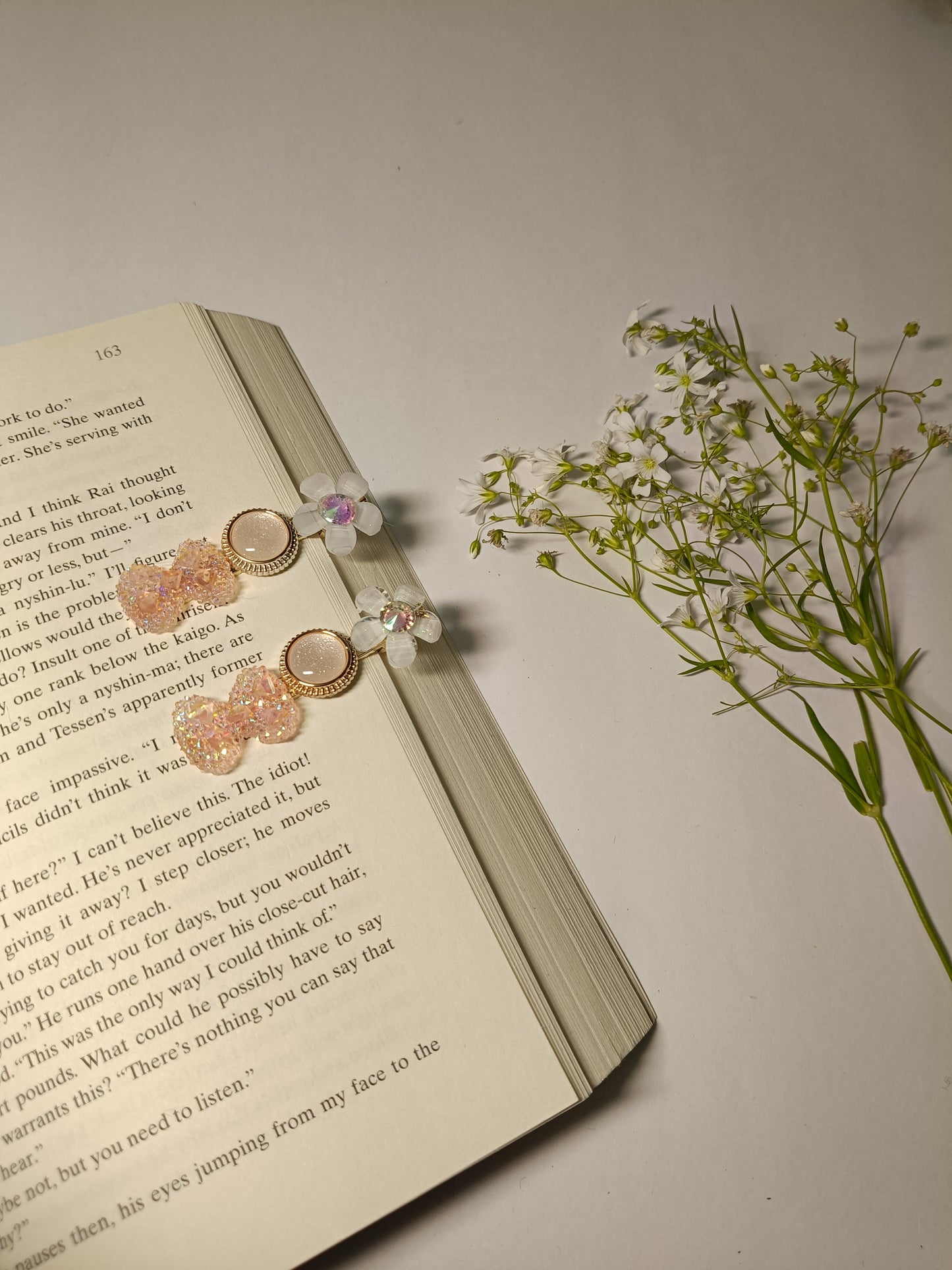 Pastel Charm Hair Clip