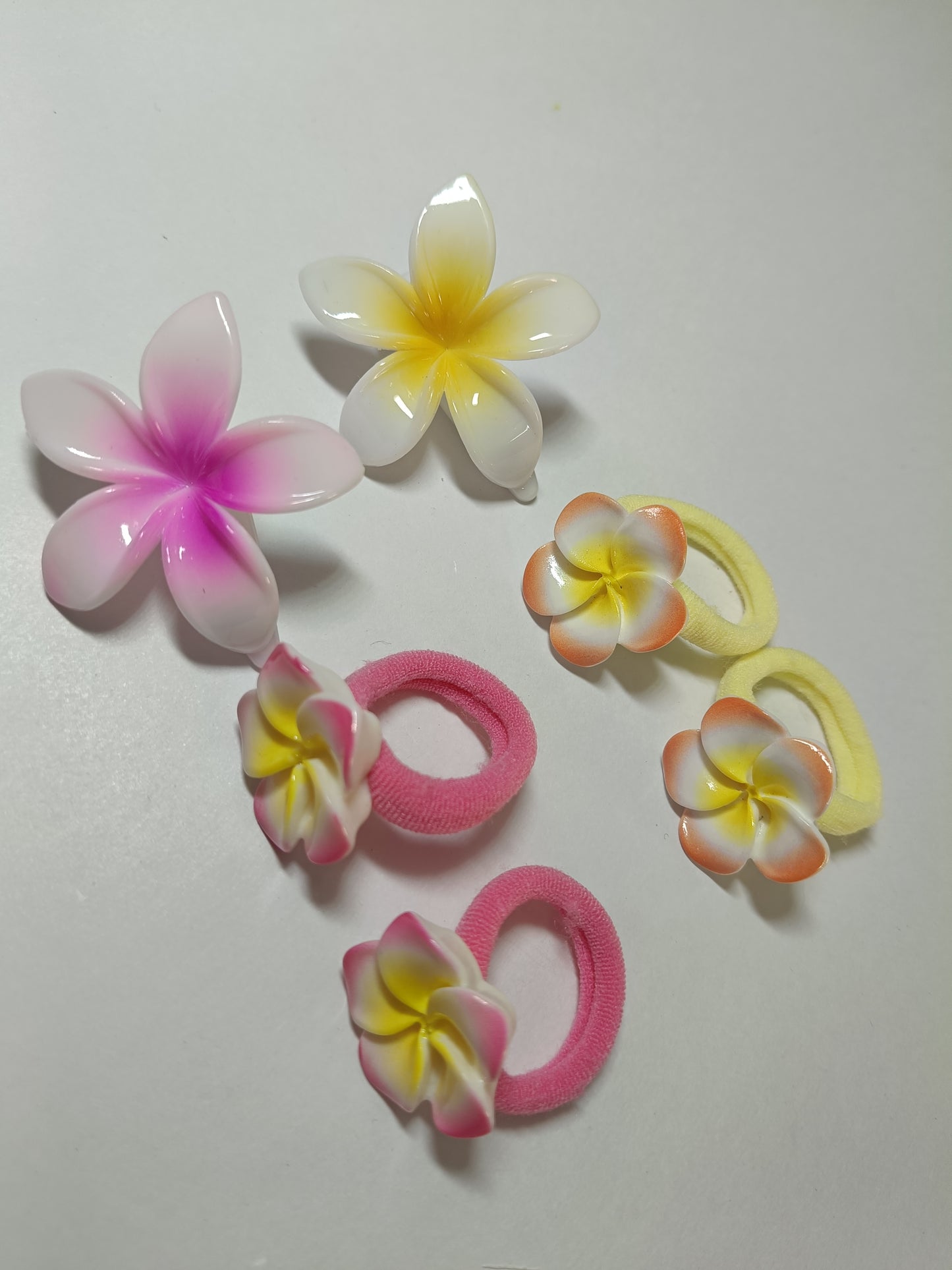 Flower Rubber Band and Flower Clip